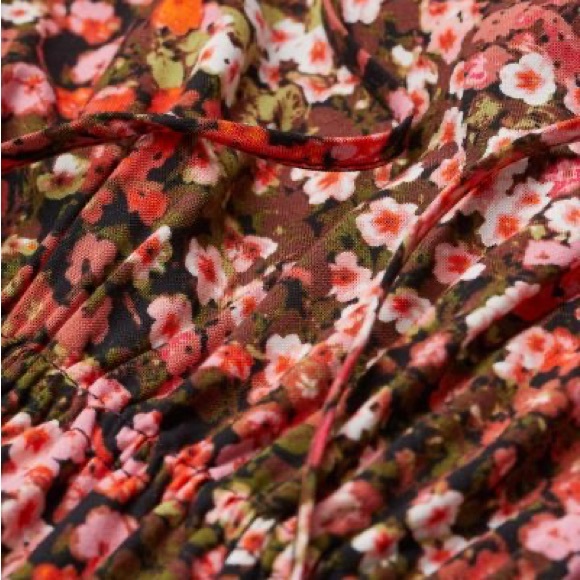 NWT H&M MAMA Ruffled Collar floral Dress - Picture 2 of 4